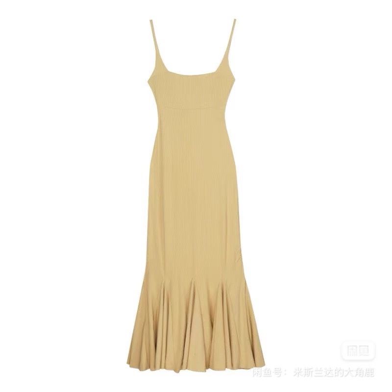 new yellow French style strap dress with tag, women's summer pure desire style skirt, high end feeling, step by step, lotus fish tail hip length