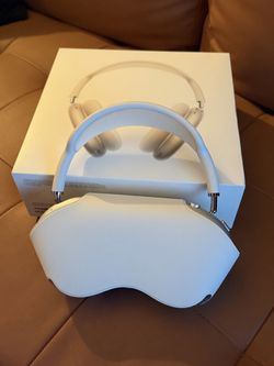 Apple AirPod Max 2 excellent condition