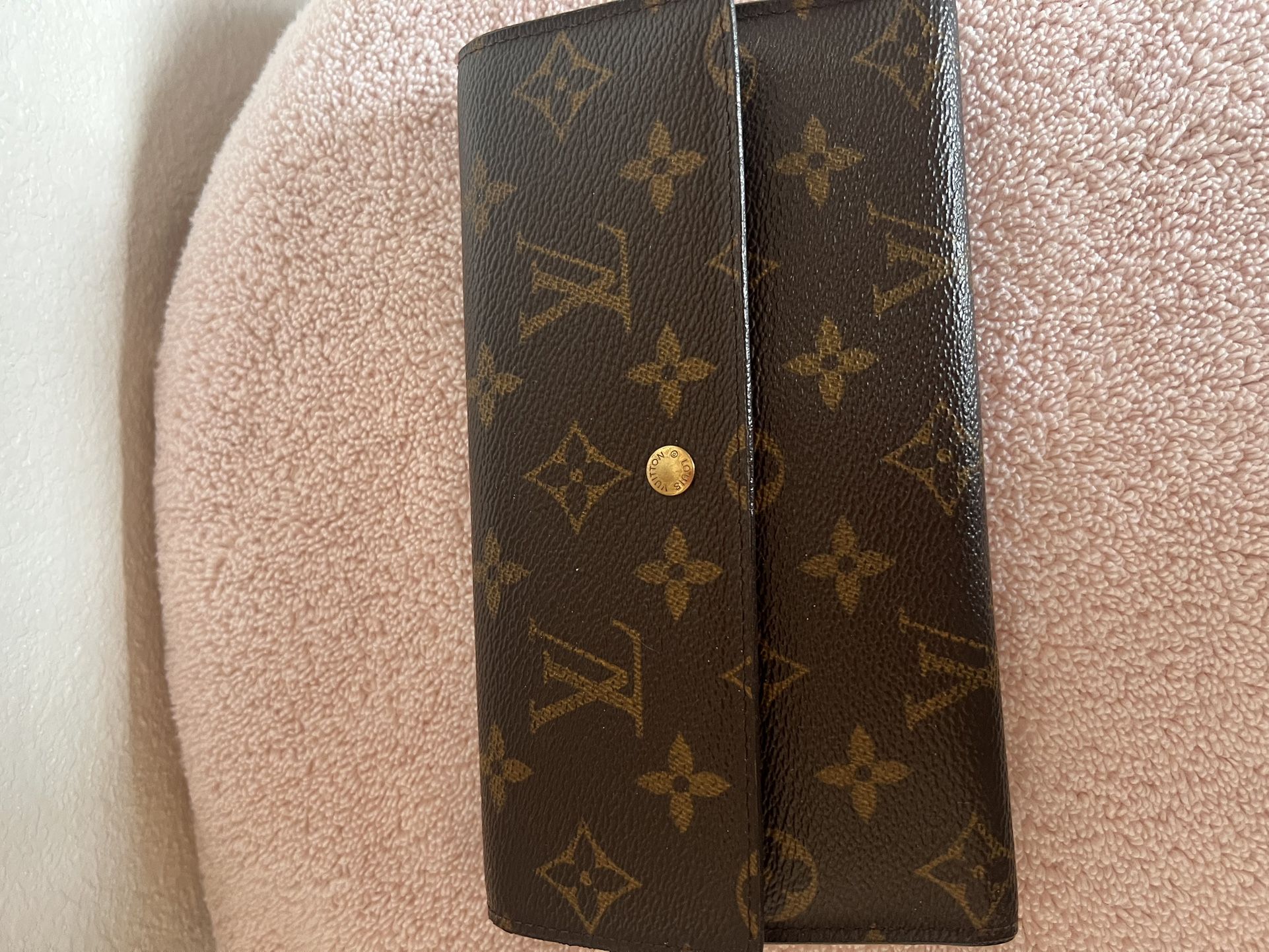 Lv Wallet.  