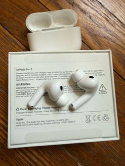 🔥 genuine Apple AirPod pro 3, great condition, price firm 🔥