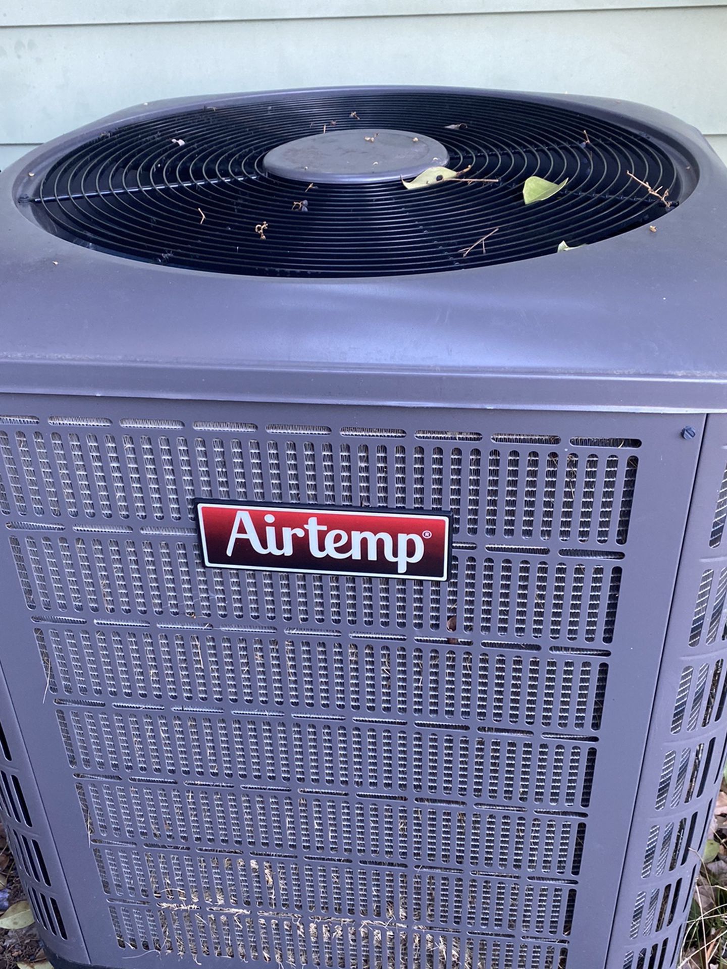 3 Ton Air Temp 410 Refrigerant Condensing Unit (2.5 Years Old)