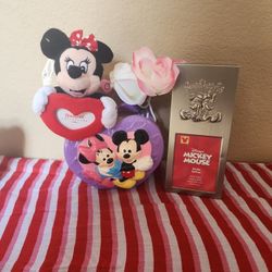 Disney Mickey Mouse Valentine's Decor
