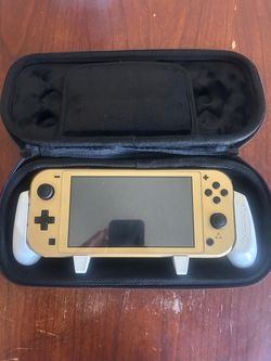 Nintendo Switch Lite Hyrule Edition