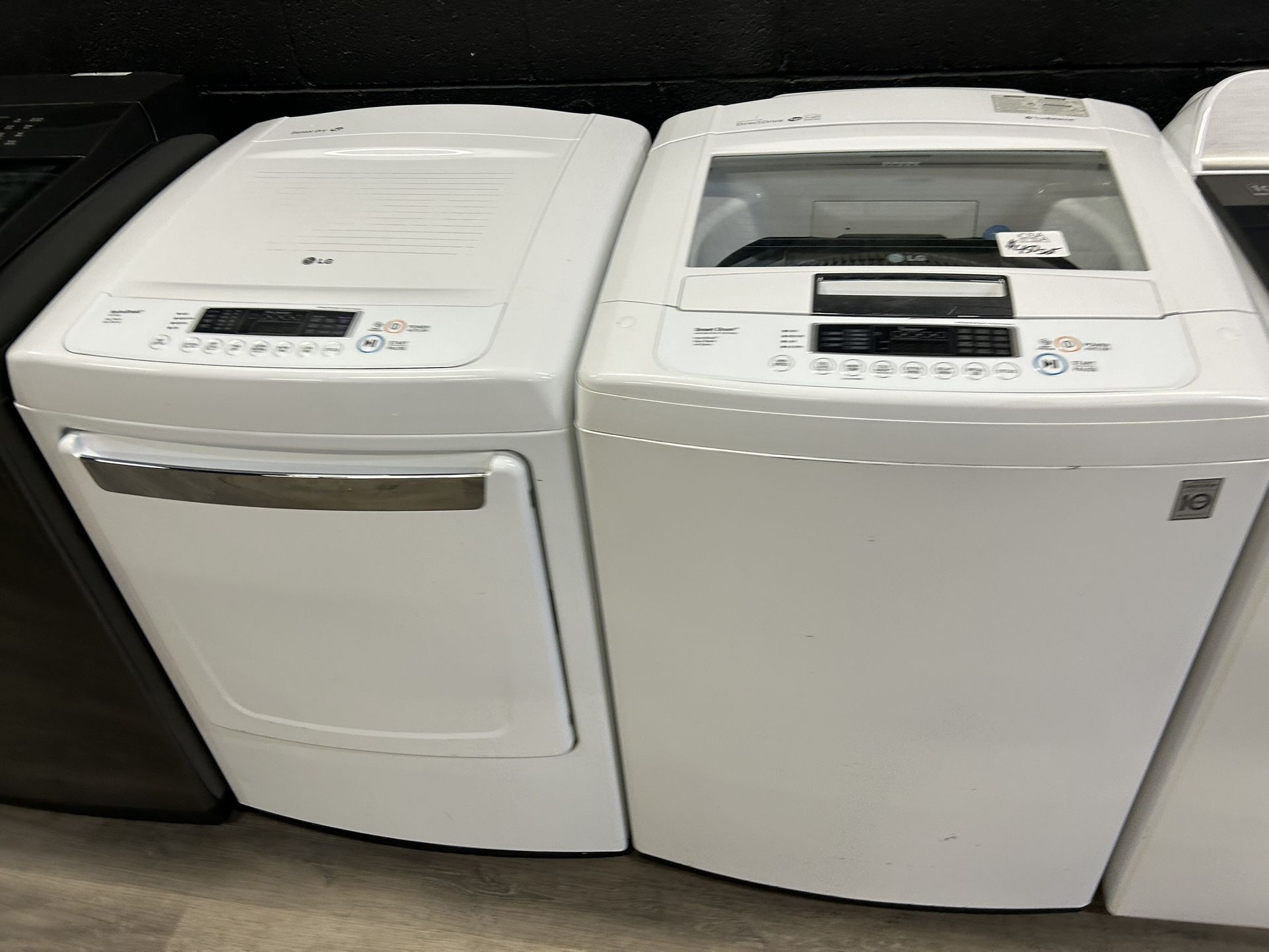 washer and dryer 
