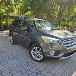 Ford Escape 2018
