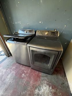 Samsung washer and dryer $800