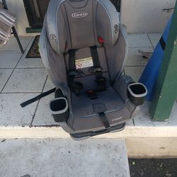 Graco 4Ever DLX 4-in-1 Car Seat – Great Condition