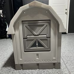 Dog palace Insulated Dog House With Heater