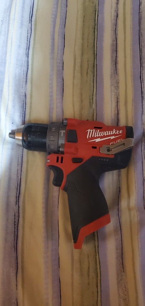 MILWAUKEE M12 NO.2504-20 $75 O.B.O HAMMER
