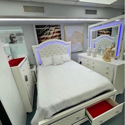 Queen Bedroom Set 