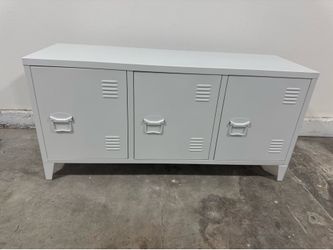 Metal storage locker cabinet