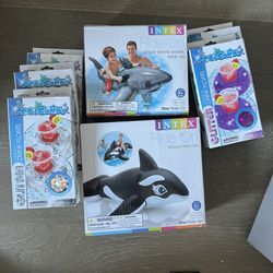 Two ride ins and 5 packs of two drink holders! All new ! Each item costs between $18-22