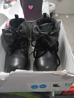 Girls Size 10 Carter Black Boots