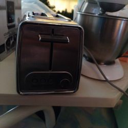 2 Slice Toaster 