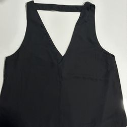 Bundle Of 2 Black Tops