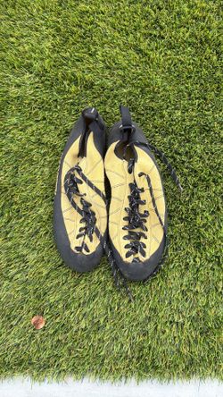 Mad Rock Climbing Shoes Sz 47