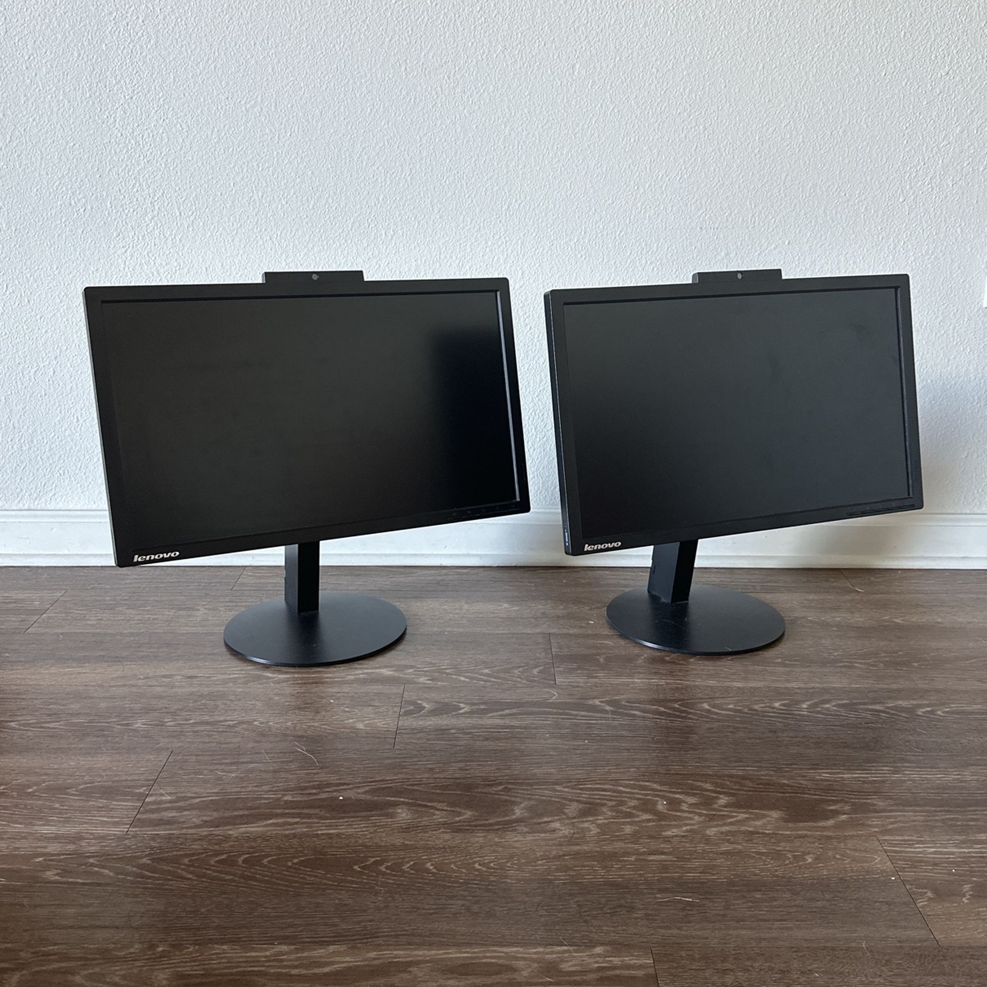 Lenovo ThinkVision Monitors(Pair)
