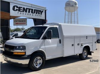 2020 Chevrolet Express Cutaway