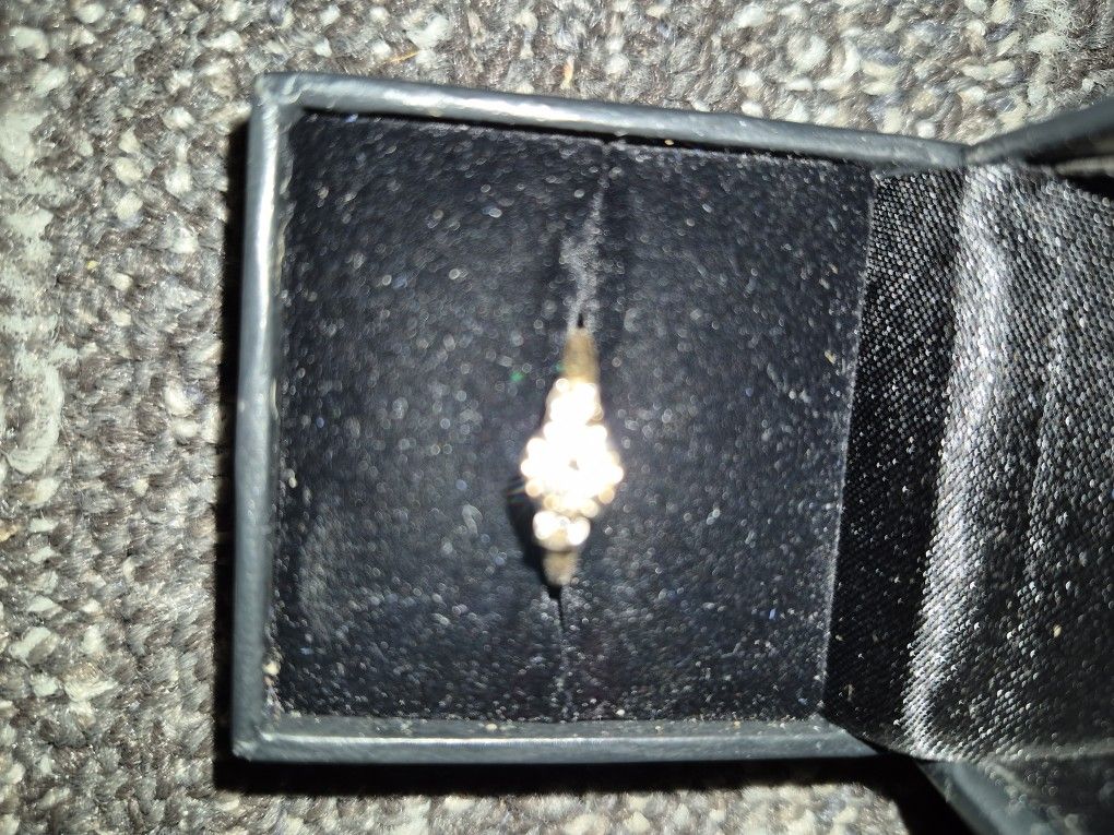 Women's 14k  Diamond 1/3 Ct Solitare Engagement Or Wedding Ring 