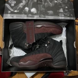 A Ma Jordan 12 Size 10 Men’s 