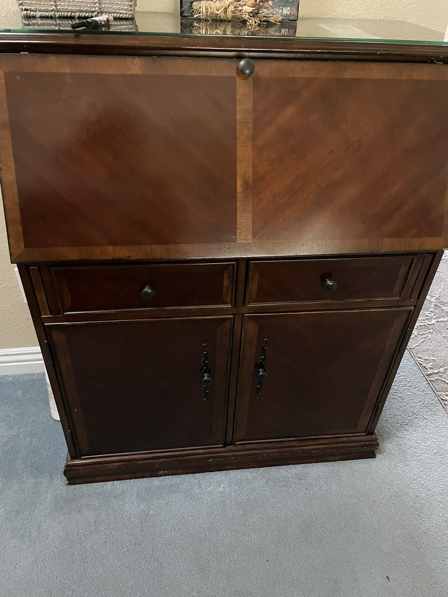 Secretary Desk with Hutch