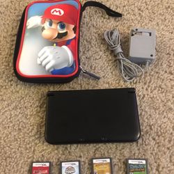 Nintendo 3DS XL Black with games, Mario Case and charger
