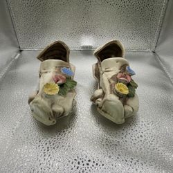 Rare Vintage Nuova Capodimonte Pottery Porcelain Miniature Car Buggy 3 Flowers
