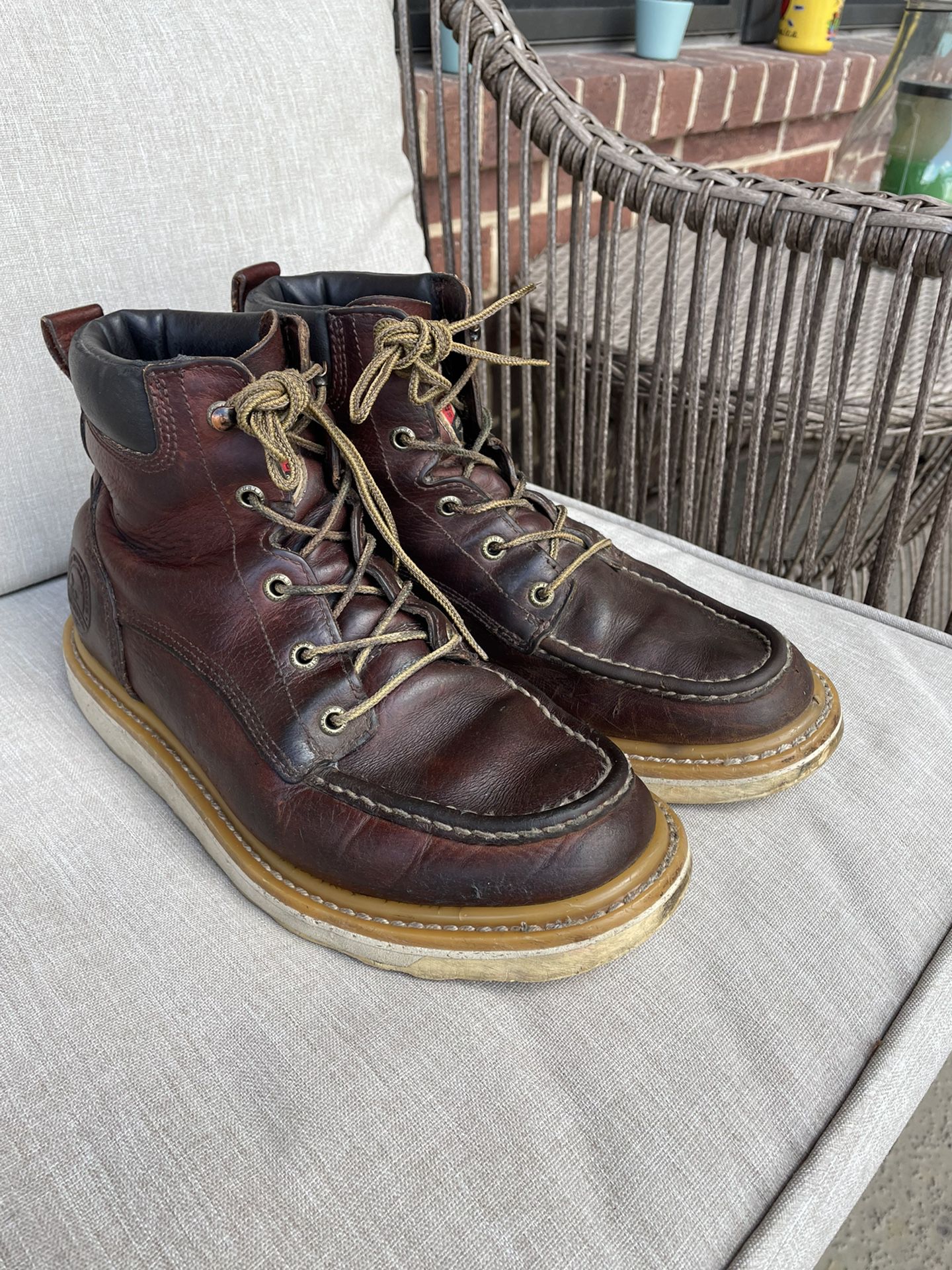 Red Wing Irish Setter Boots Size 9