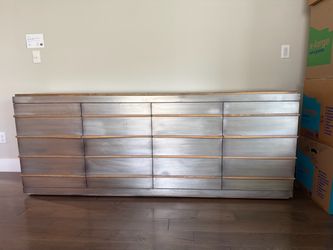 Hooker Large  Buffet  cabinet with drawers Like new