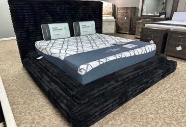 NEW Black Platform King & Queen Size PLATFORM BED with USB-C/A CHARGING PORTS