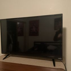 VIZIO 30 Inch Flat Screen Tv