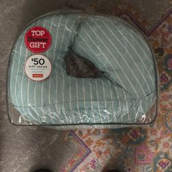 Boppy Pillow *Never Used*