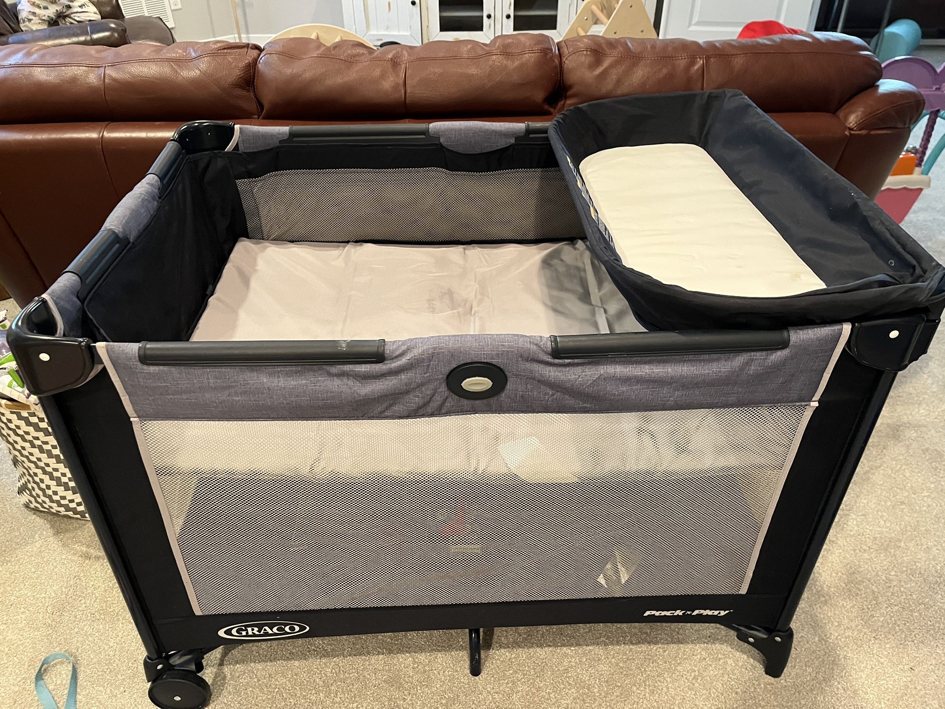 Graco Pack N Play 2023