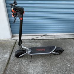 YINKE i5 Electric Scooter – LIKE NEW