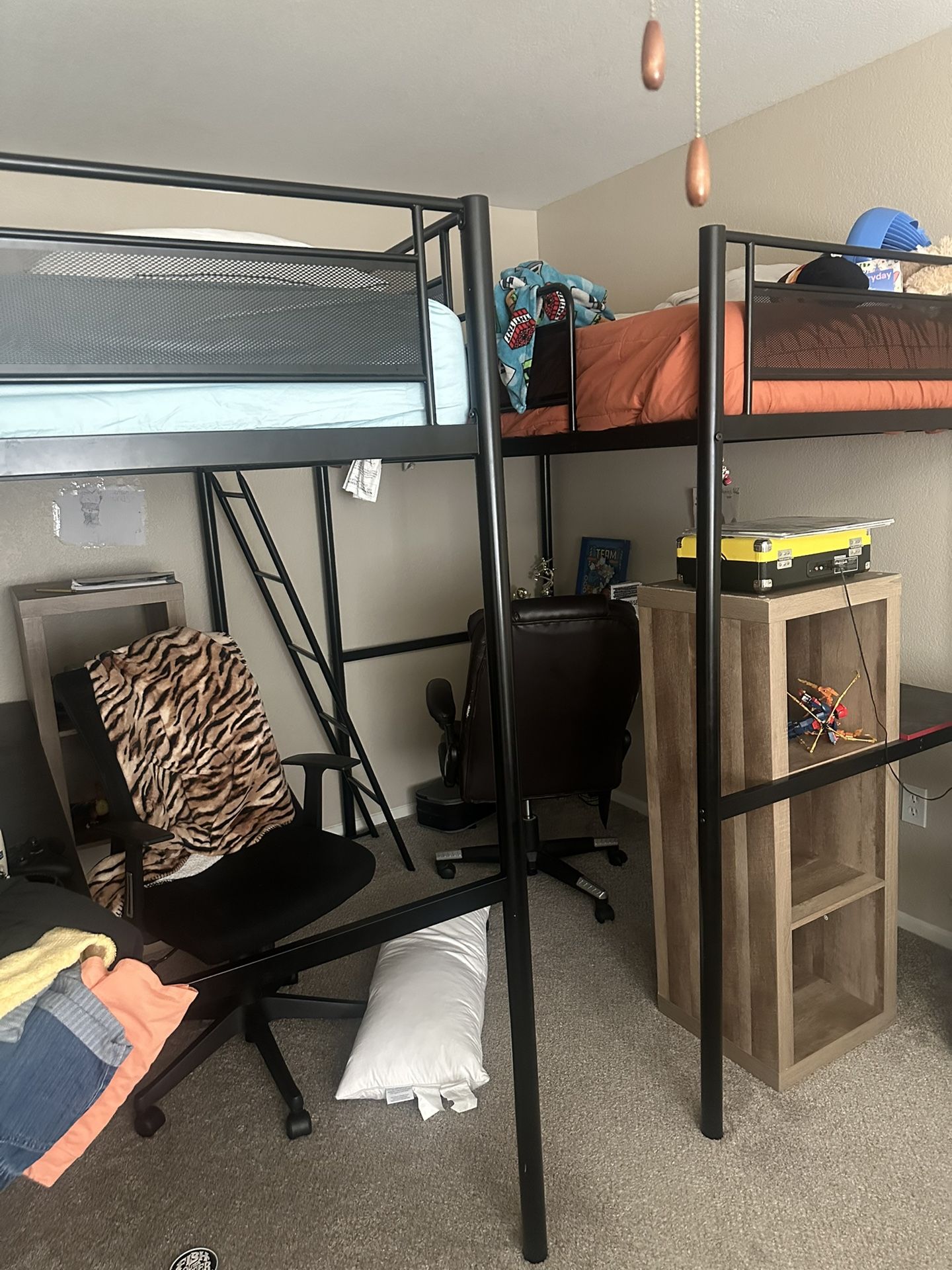 twin Bed Bunk Bed With Desk Under