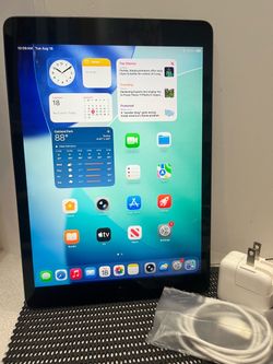 Apple iPad 9th Gen 64GB WiFi 10.2” iPad—Space Gray iOS 26 complete