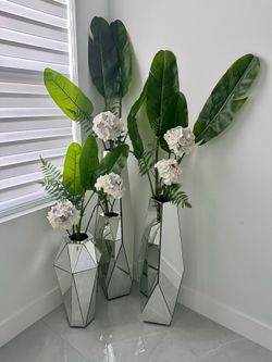 Mirrored Vases Set