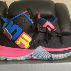 Kyrie ervins size 10