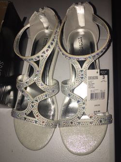 Holiday edition girls sandals