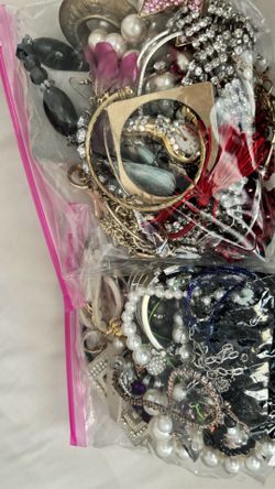 Fashion Jewlery