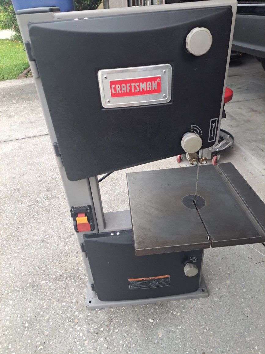 CRAFTSMAN 10" 120 V. 1/3 HP MOTOR 72 BLADE LENGTH. 2780 BLADE SPEED.