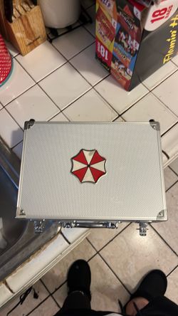 Umbrella travel kit