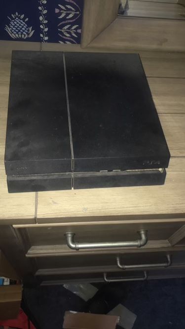 Playstation 4 500gb No Controller No Cords