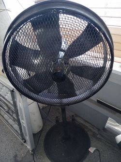 SHOP FAN MAKE OFFER