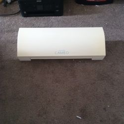 SILHOUETTE CAMEO 3 Wireless Cutting Machine - 