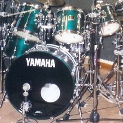EIGHT Piece Late 90s Yamaha Stage Custom Drum Set In Marina Green Color..Please Read!