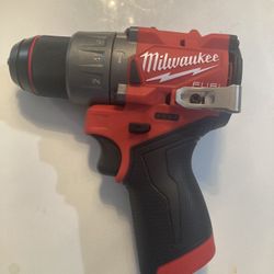 Milwaukee 1/2” (13mm) Hammer Drill/Driver