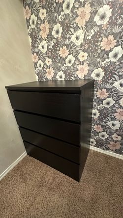 IKEA MALM 4 drawer dresser chest