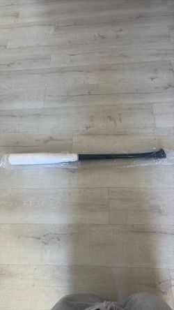 Axe Pro Series Maple Wood Baseball Bat | PWR 243 Turn | Frostbite