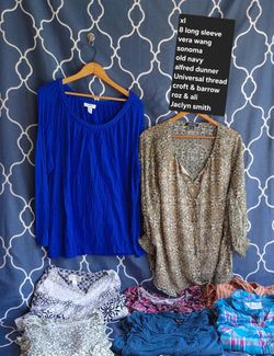 Lot of 28 Pieces women's XL